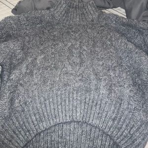 Wool crop top sweater